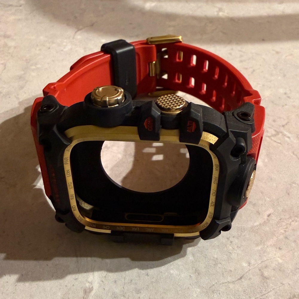 Red and Black Watch Case with Gold Accents
Apple Watch 45mm